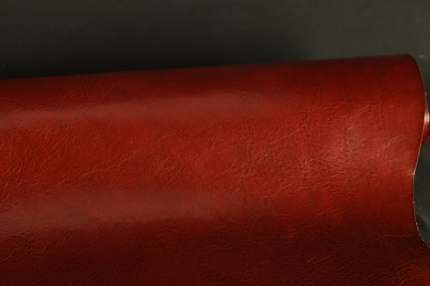 Italian Veg Tan Cow Shoulders - Smooth